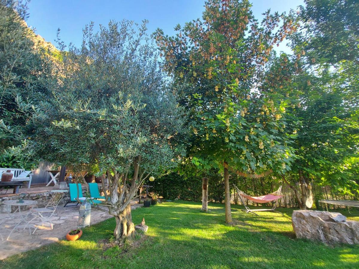 Hostal Casa Corazón de piedra en el Río Dulce Aragosa Exterior foto