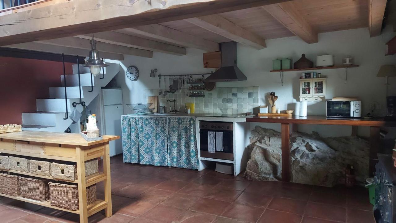 Hostal Casa Corazón de piedra en el Río Dulce Aragosa Exterior foto